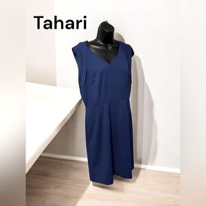 Tahari Arthur Levine Sz 12 royal blue sleeveless dress b neck ptp 18 in 32 in L